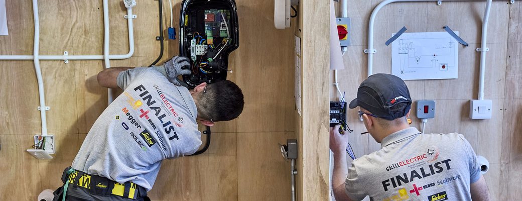 Finalistes de SkillELECTRIC réalisant des installations électriques pendant le concours